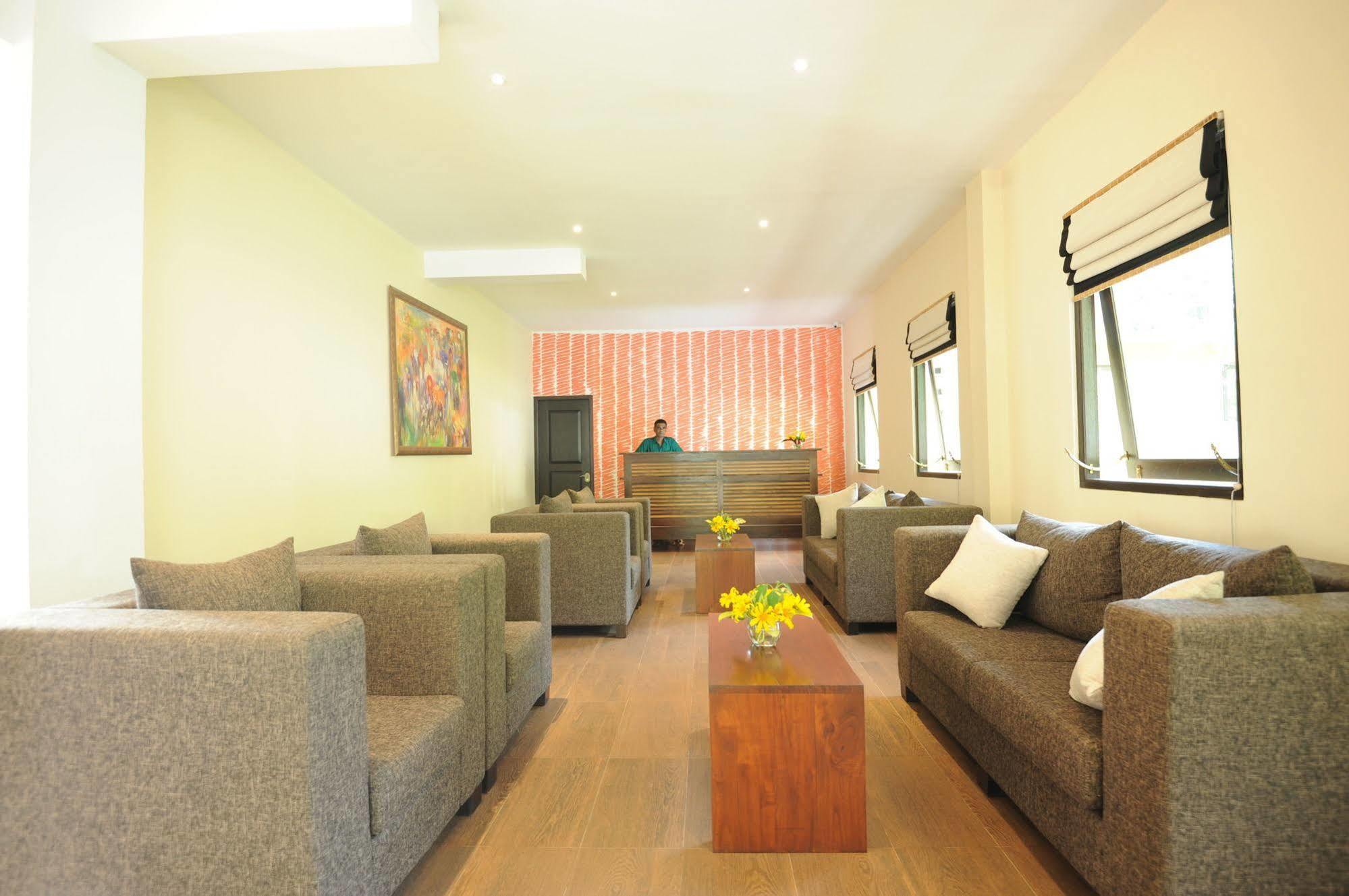 Melheim Kandy Villas Esterno foto