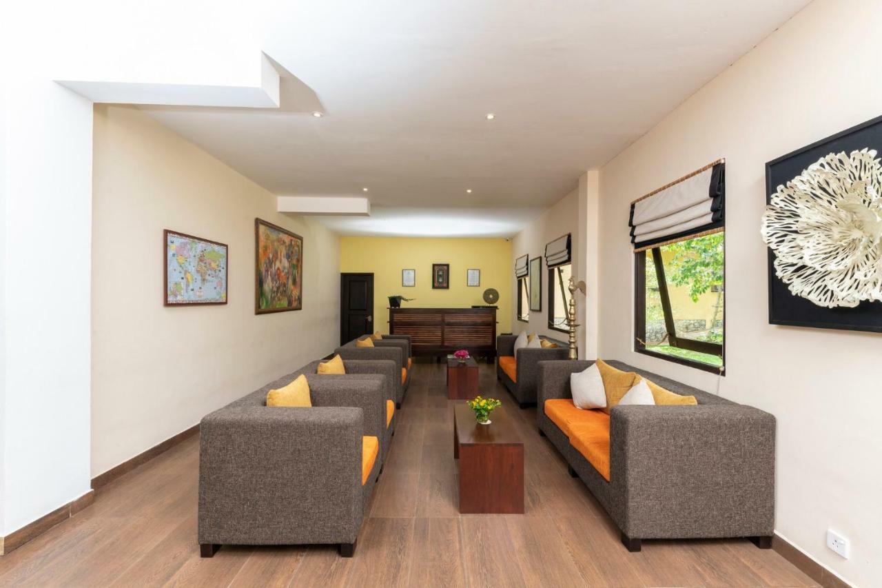 Melheim Kandy Villas Esterno foto