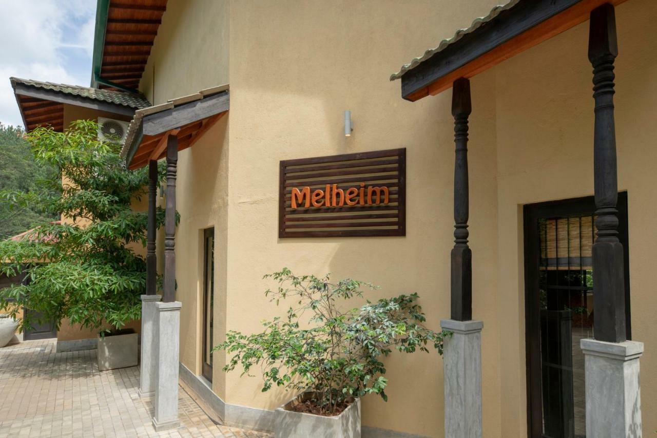 Melheim Kandy Villas Esterno foto