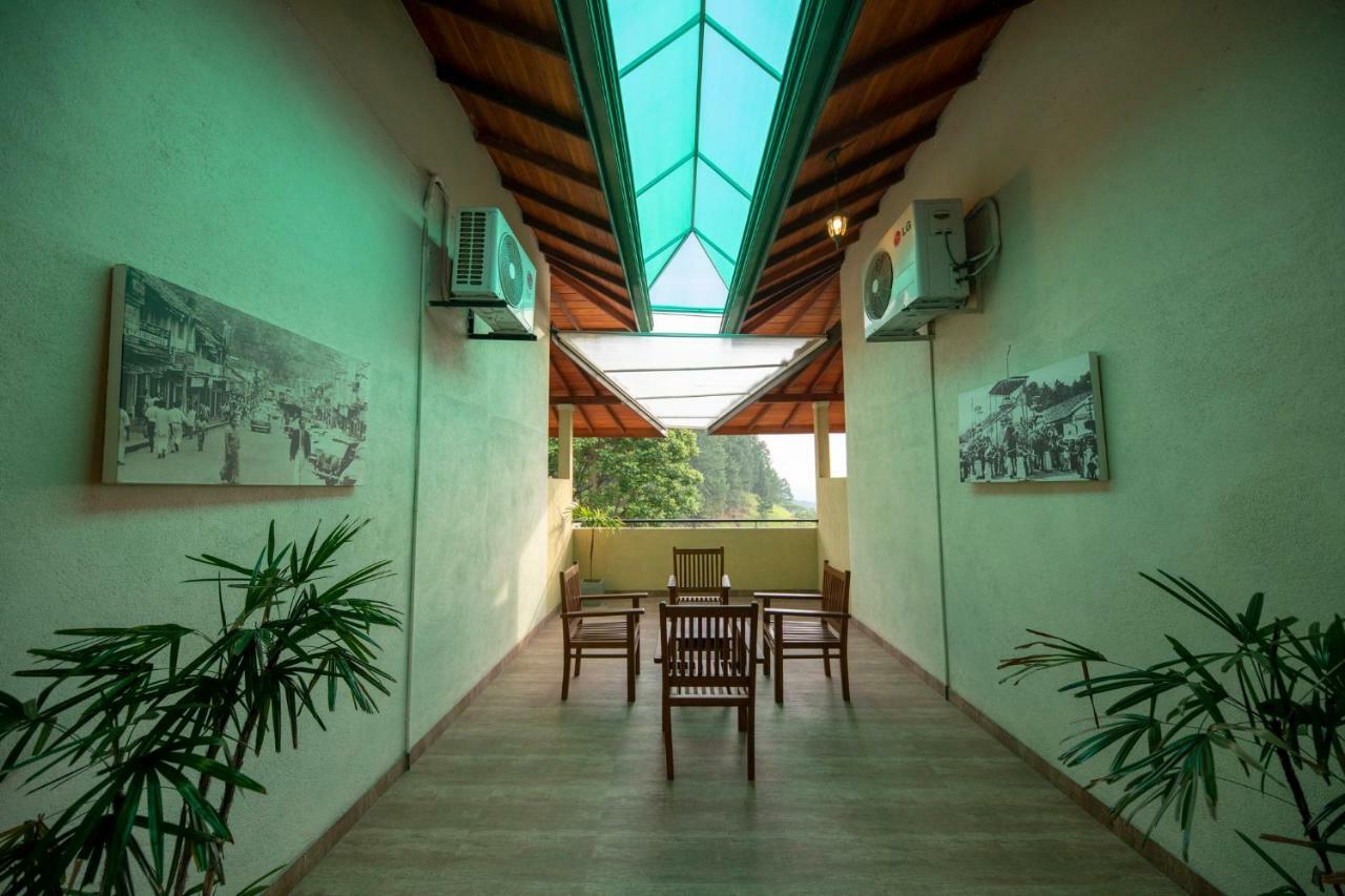 Melheim Kandy Villas Esterno foto