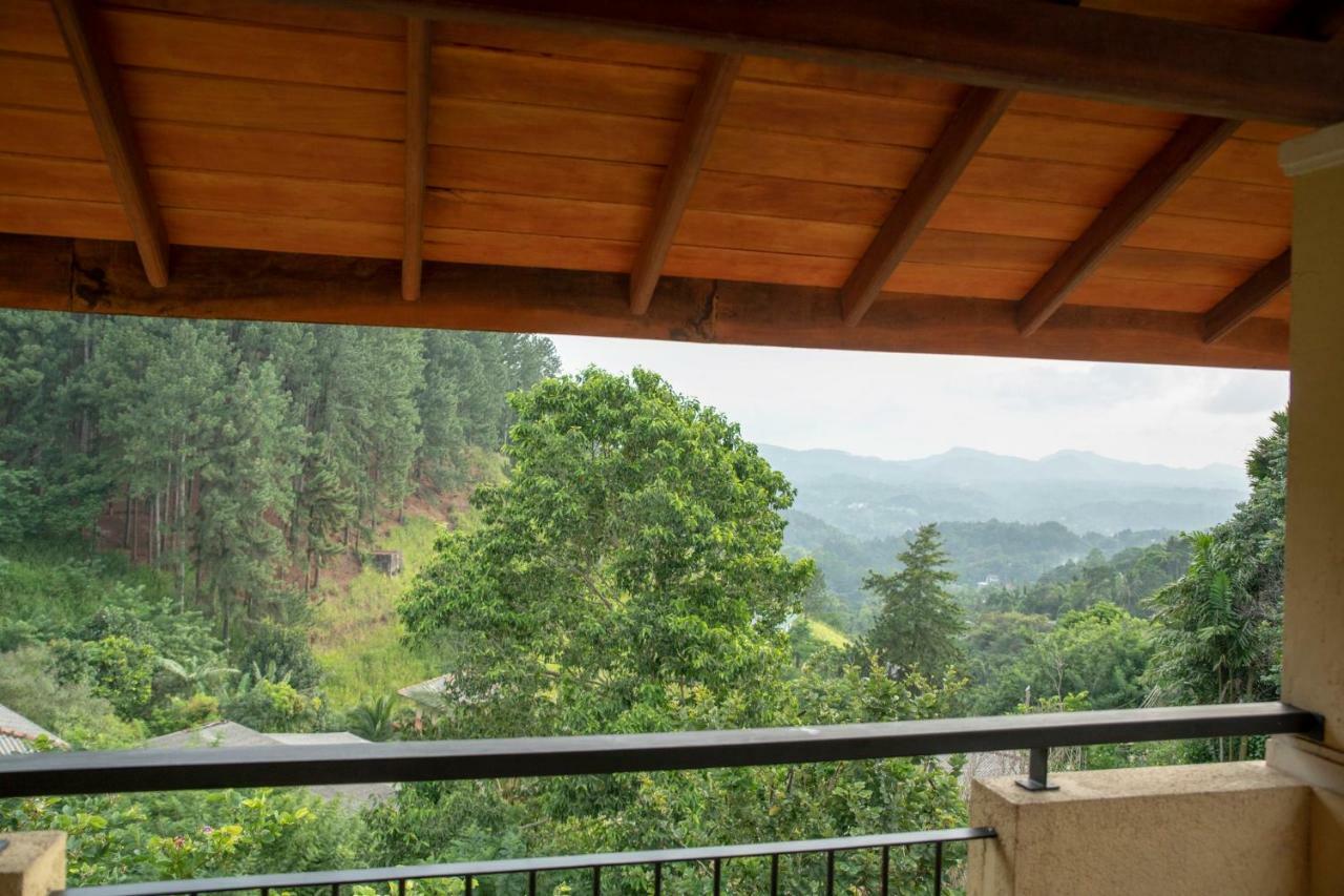 Melheim Kandy Villas Esterno foto